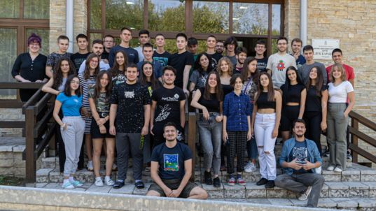 Novi polaznici ponovo na okupu: Letnji kamp Veštačke inteligencije i robotike!