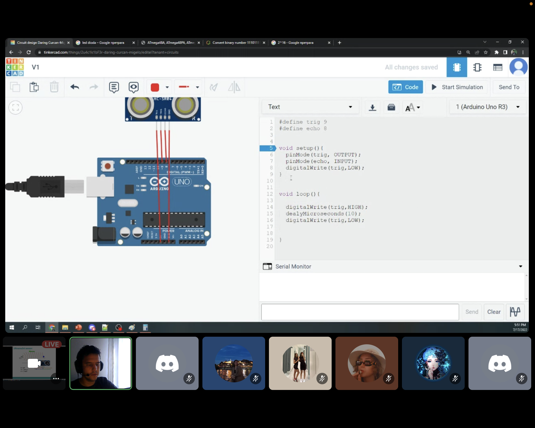 Rad sa TinkerCad alatom na predavanju iz mikrokontrolera, unutar Discord poziva sa polaznicima.